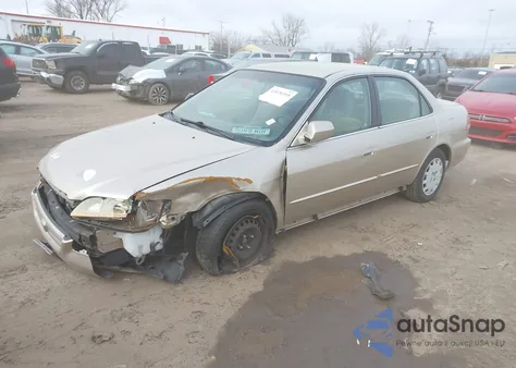 2001 Honda Accord 2.3 Lx из США, поврежденный, VIN JHMCG56431C004106